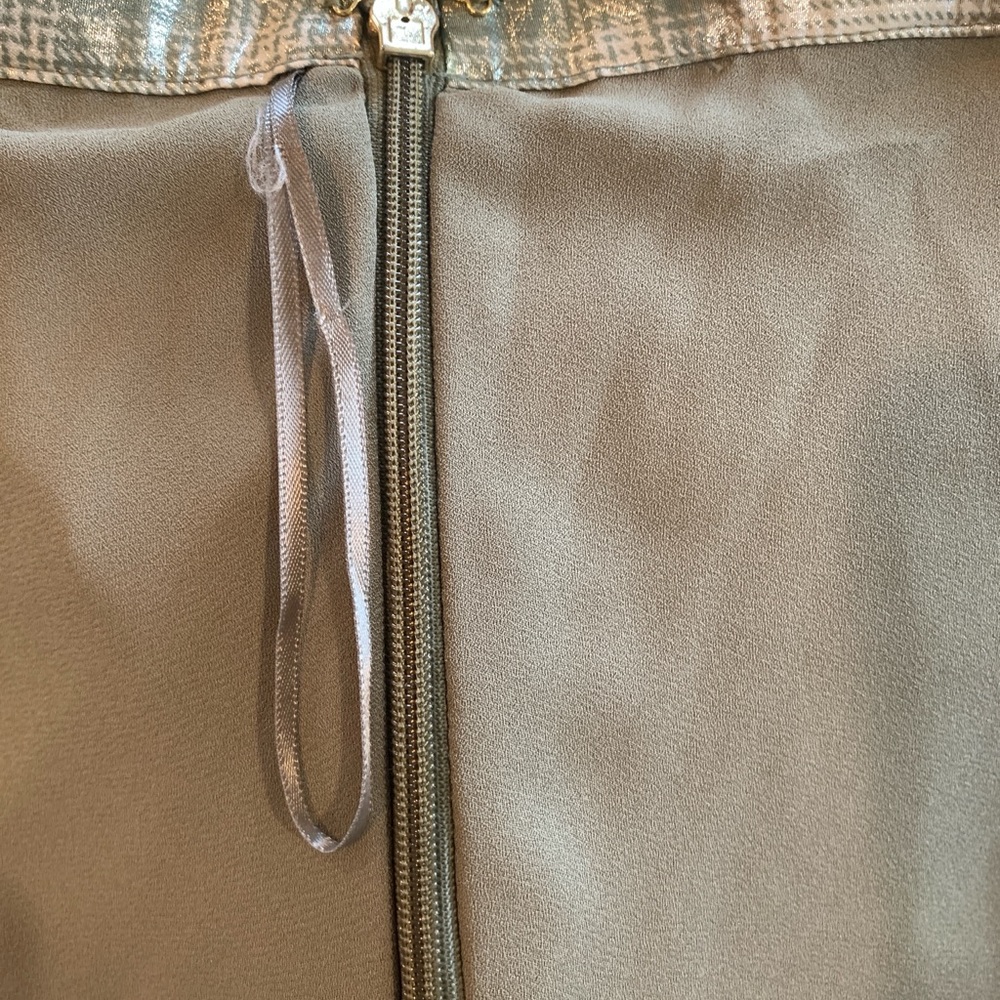 Ralph Lauren Green and Cream Pleated Midi Skirt - Picture 7 of 8